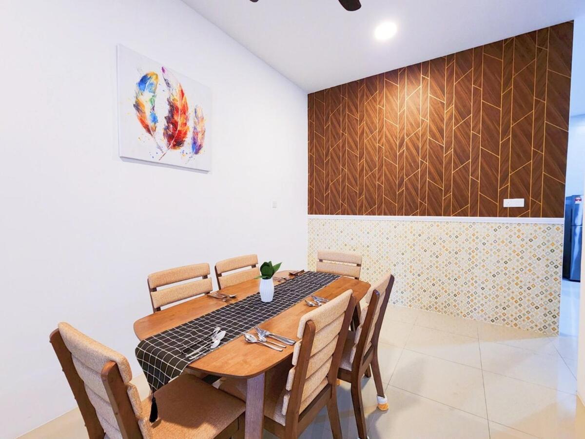 30 Bercham Double-storey